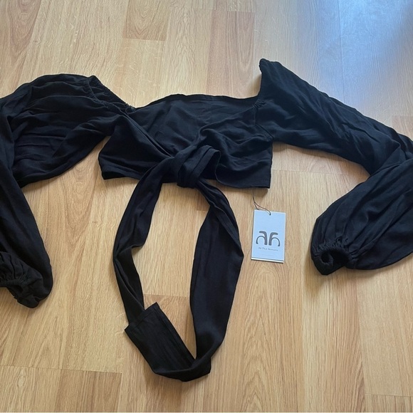 ALL THAT REMAINS valentine top black linen size 10 Med balloon sleeve tie top - Picture 8 of 15